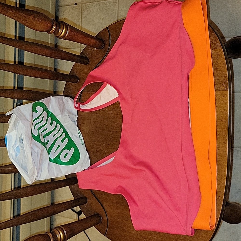 Parade sports bra 3+